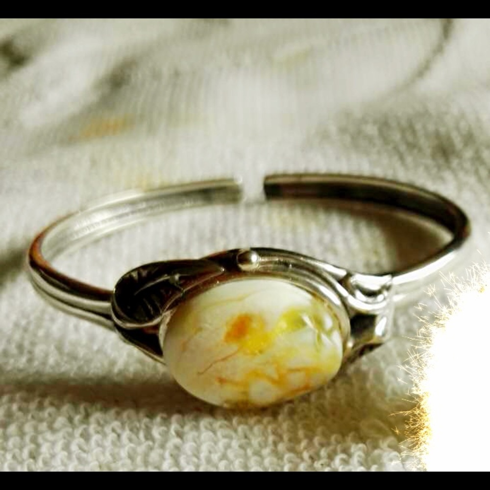 Handmade amber bracelet